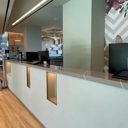 Hotel H2c Milanofiori 4*