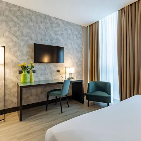 Hotel H2c Milanofiori 4*