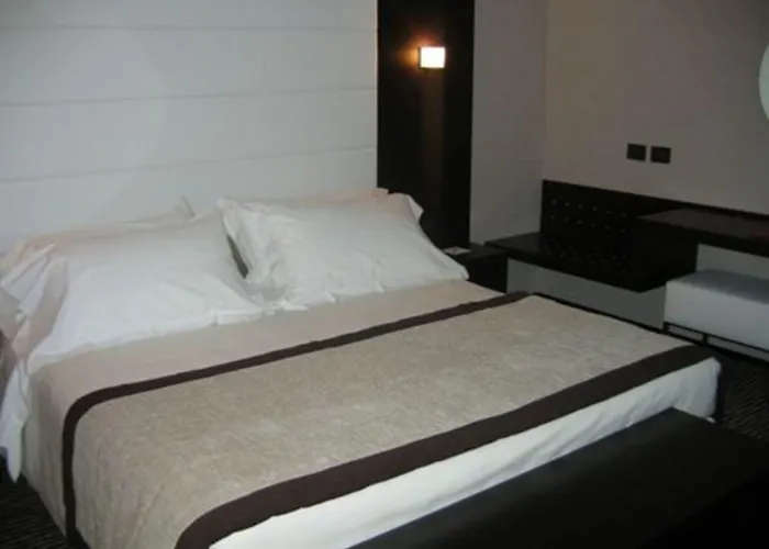 Szálloda H2c Milanofiori