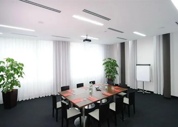 H2c Milanofiori 4* Assago