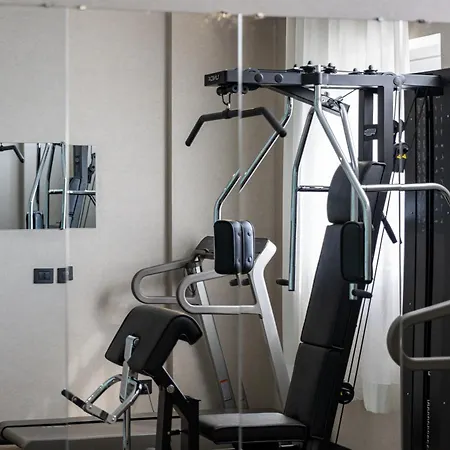 Hotel H2c Milanofiori 4*